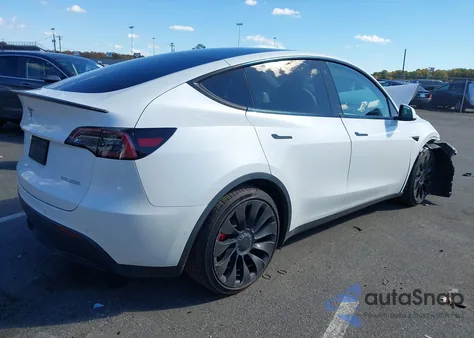 2022 Tesla Model Y Performance Dual Motor All-Wheel Drive from USA, damaged, VIN 7SAYGDEF9NF382723